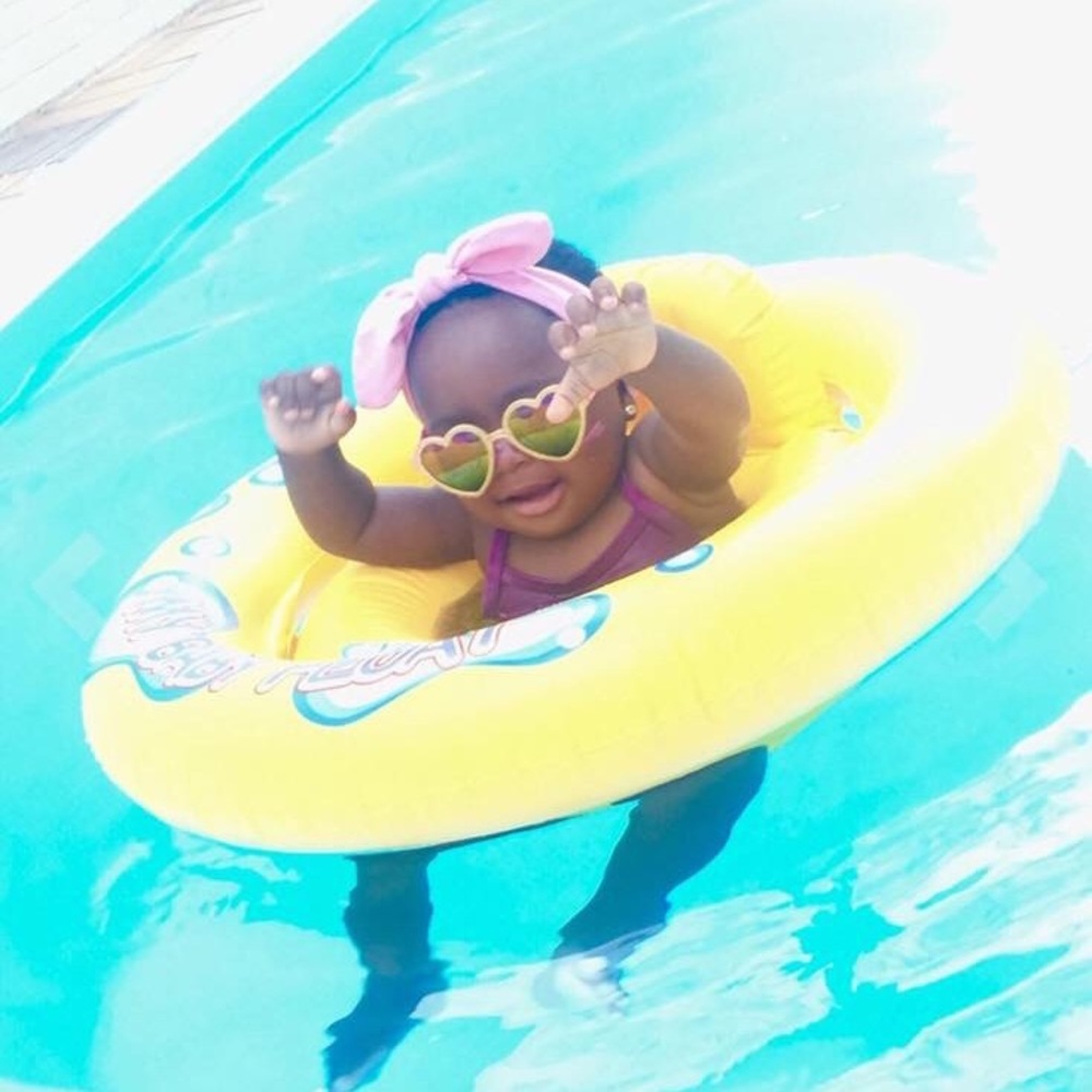 Baby floats